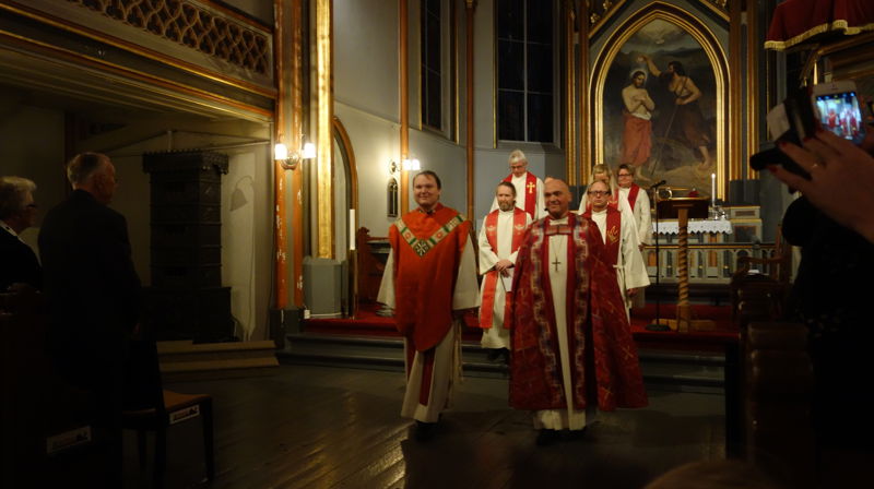 Flott ordinasjonsgudstjeneste for Andreas Nornes