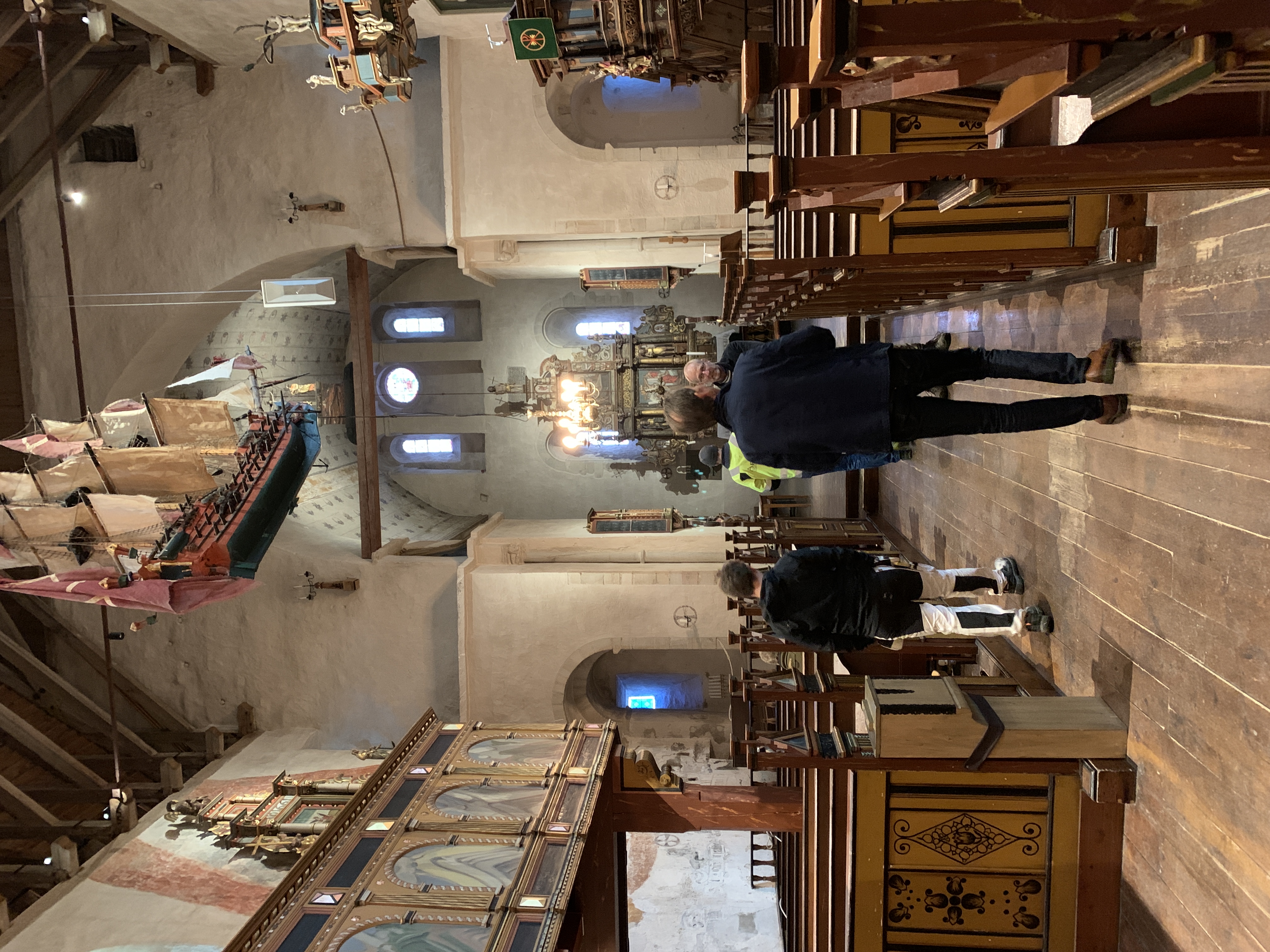 Interiør i Tingvoll kirke