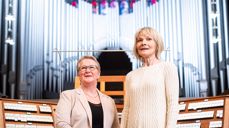 Domkantor og komponist Petra Bjørkhaug og skuespiller Wenche Strømdahl har forberedt forestillingen i over et år. Foto: Terje Visnes