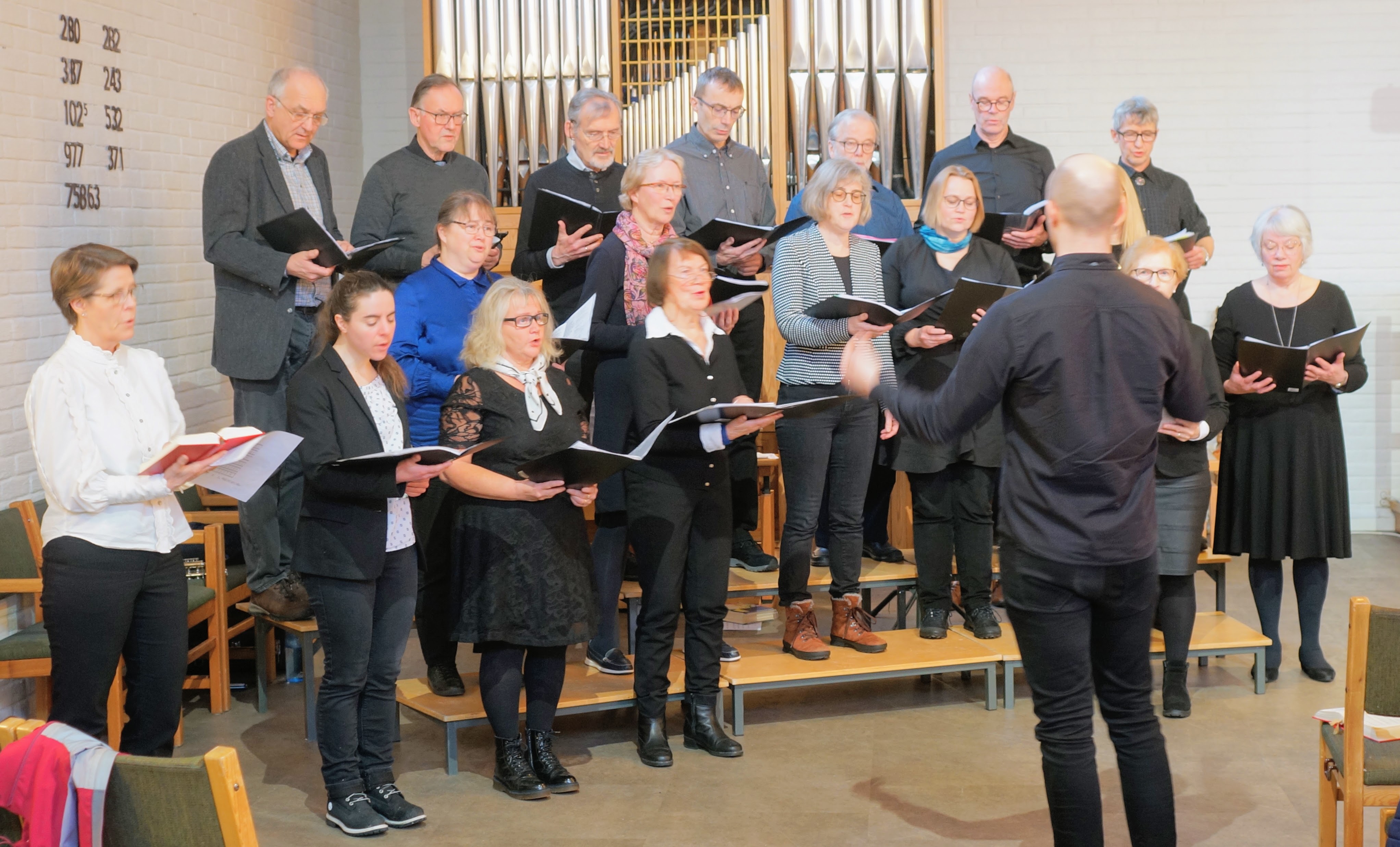 Kantoriet øver i Berg - Velkommen!