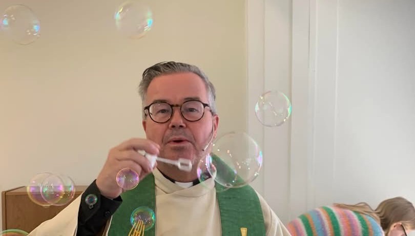 Sansegudstjeneste i Heimdal kirke 17. juni