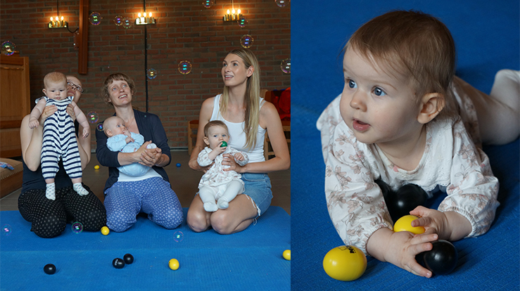 Store og små koser seg på mattene i Berg kirke.