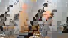 Lasse Thorvaldsen og Marit Rødningen Seines ønsker velkommen til drop in-dåp