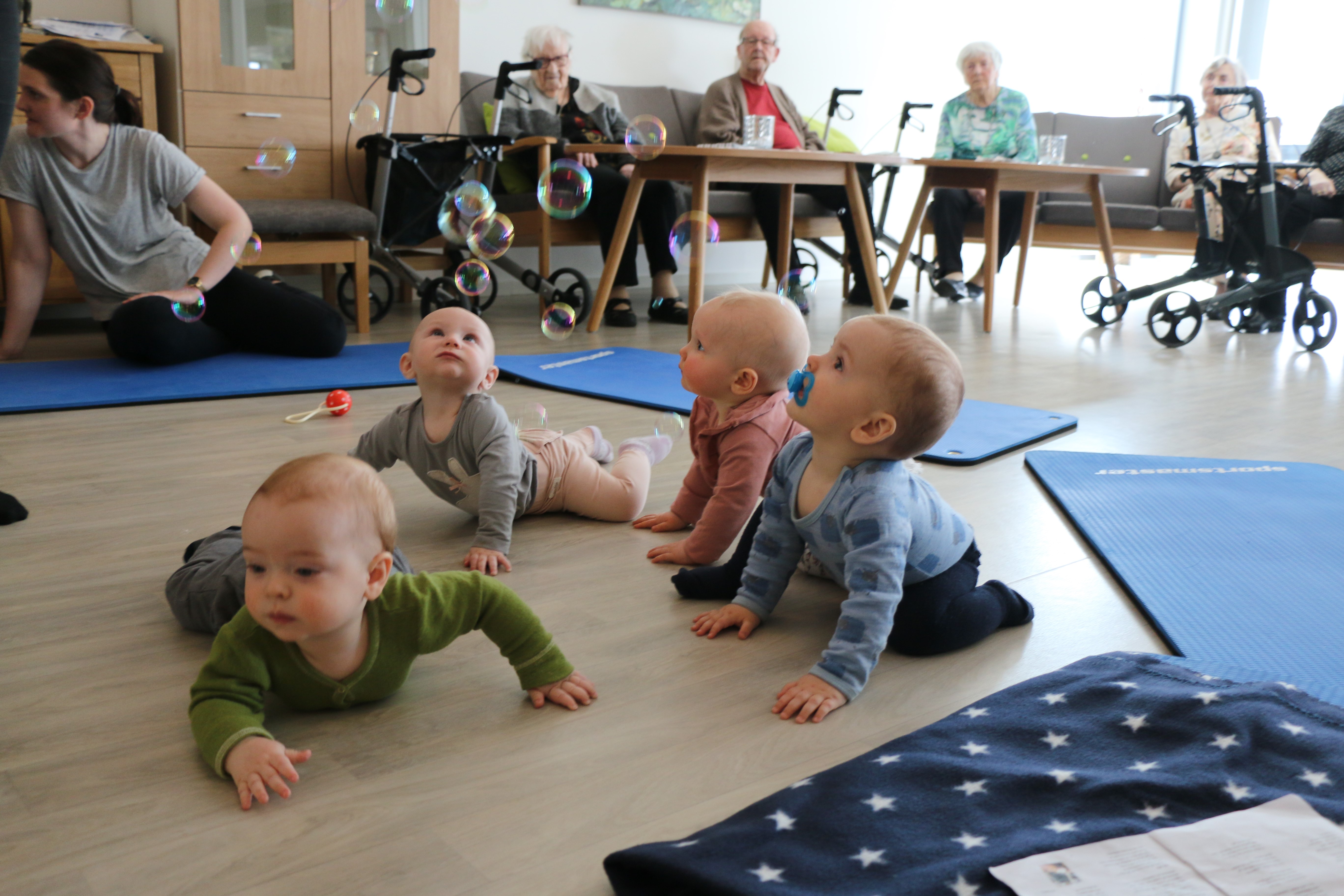 Eittårsfeiring,UTSETT TIL HAUSTEN!! Grunna, kort frist, feil tid på året og  få påmeldte