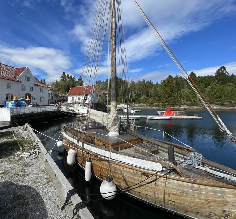 Kyrkjelydsfest på Kjeldsund