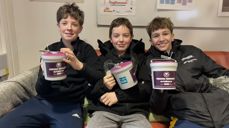 Utsira konfirmantene deltar årlig i Kirkens Nødhjelps fasteaksjon.