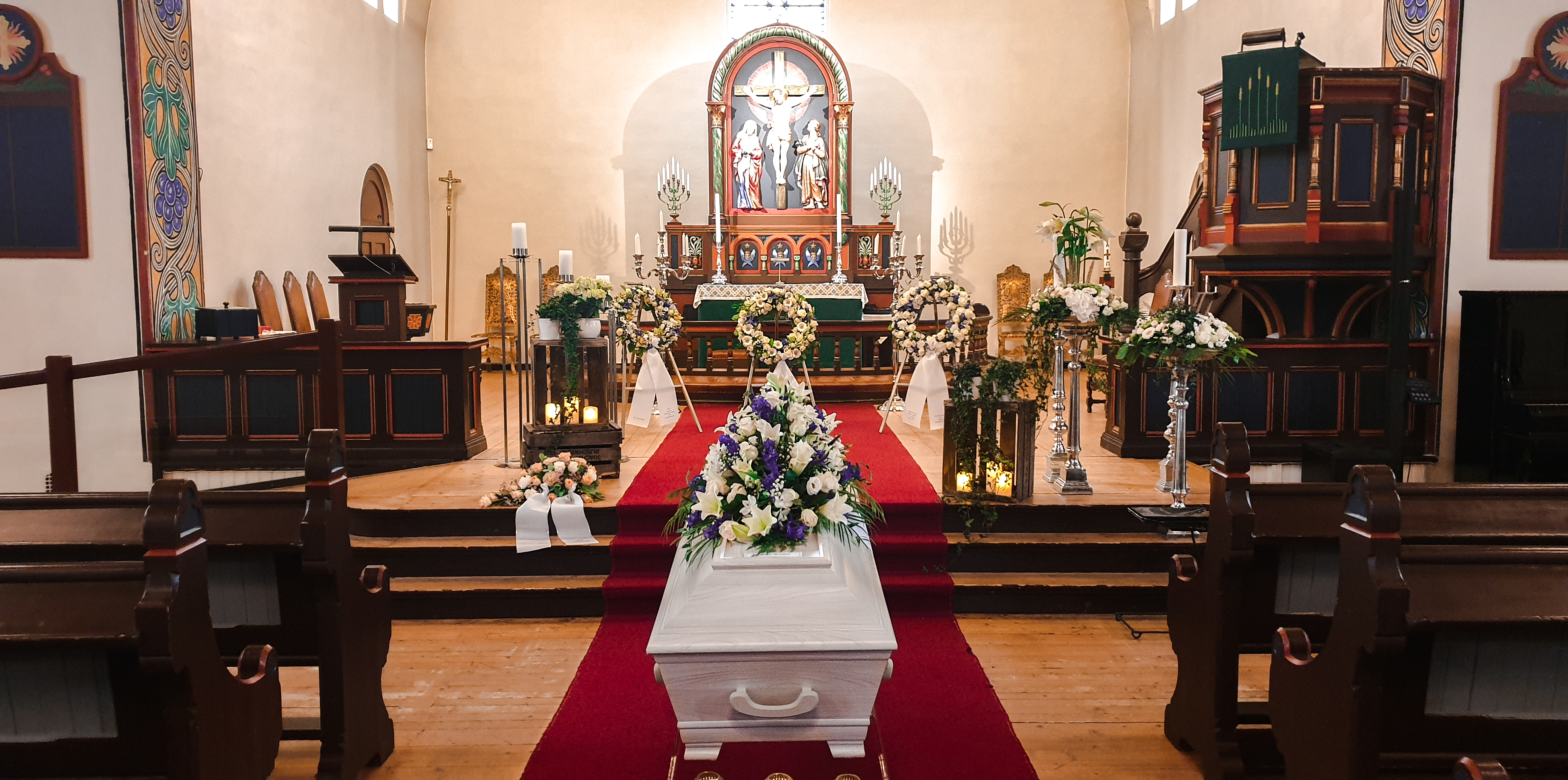 Gravferd i Raufoss, Ås og Eina kirke