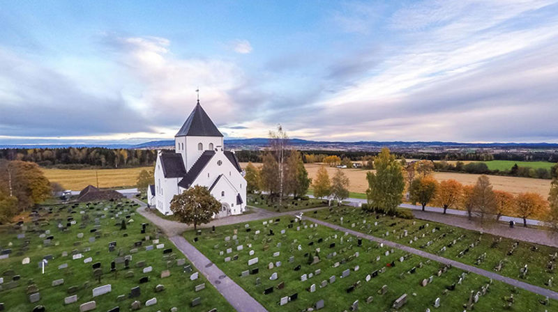 Kirkene våre gjenåpner!