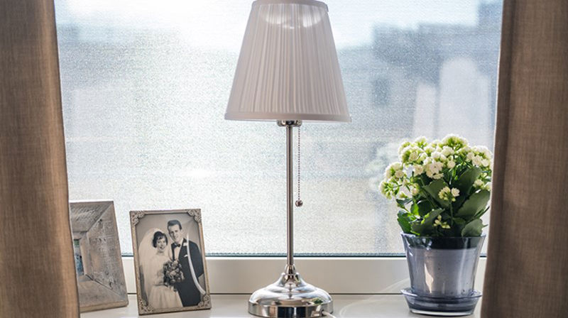 Brudebildet var en tingene Dagfinn tok med seg da han flyttet. Foto: Knut Røthe