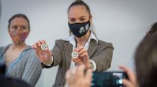 Nora Antonsen er leiar i Den norske kyrkja sitt ungdomsutval og deltakar på klimatoppmøtet i Glasgow. Foto: Albin Hillert/LWF (the Lutheran World Federation)