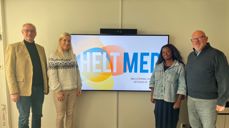 Nysignert avtale mellom Helt med og Den norske kirke. Fra venstre daglig leder Jarle Eknes, jobbskaper Marianne Kreutz, HR-sjef Maude Hals og spesialprest Rune Rasmussen. Foto: Den norske kirke