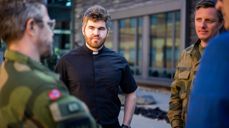 Heftet Kirkens beredskapssystem (KBS) beskriver ressurser, rutiner og strukturer i Den norske kirke og diakonale samarbeidspartnere (foto: Den norske kirke).