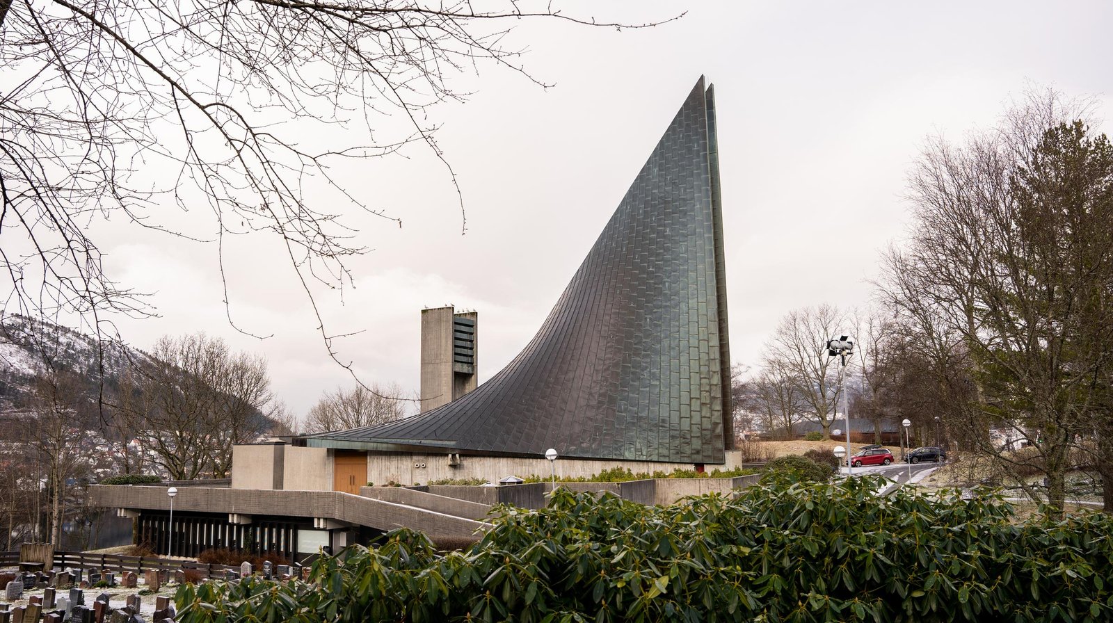 På to gudstjenester var 487 personer innom Slettebakken kirke på julaften. Det er 14 % flere enn året før. (Foto: Joakim Birkeland / Den norske kirke)