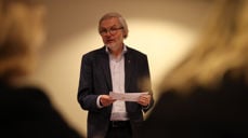 Harald Hegstad, Kirkerådets leder, holder tale til rådet. (Foto: Den norske kirke)