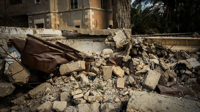 Illustrasjonsfoto frå bombing i Irak. (Foto: Hawkey/Kirkenes verdensråd)