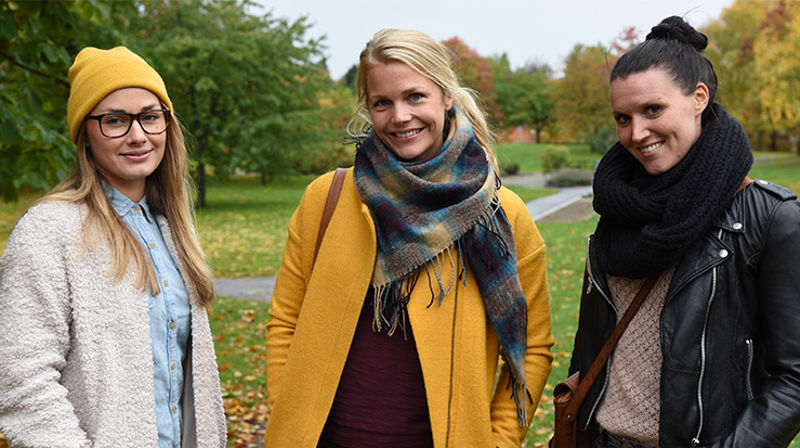 Ungdomsdiakonene i Bærum er (fra venstre): Ida Therese Rygge Vesterås, Liv Hilde Myset Briså og Mariann Solberg Lindtjørn. (Foto: Espen Utaker)