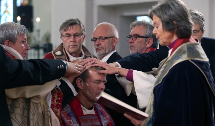 Fra Tønsberg domkirke 21. september der Per Arne Dahl ble vigslet til ny biskop i Tunsberg bispedømme. (Foto: NTB/Scanpix, Trond Reidar Teigen)