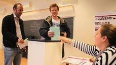 Avstemning på Møllergata skole i Oslo. (Foto: Kirkerådet)