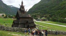 Borgund stavkirke i Lærdal er på grensen til å være for populær. (Foto: Vidar Alne Paulsen, Fortidsminneforeningen)