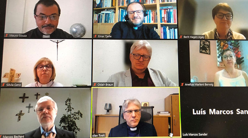 Digitalt møte med fornying av samarbeidsavtale mellom Den norske kirke og Den lutherske kirken i Brasil. (Foto: Kirkerådet)