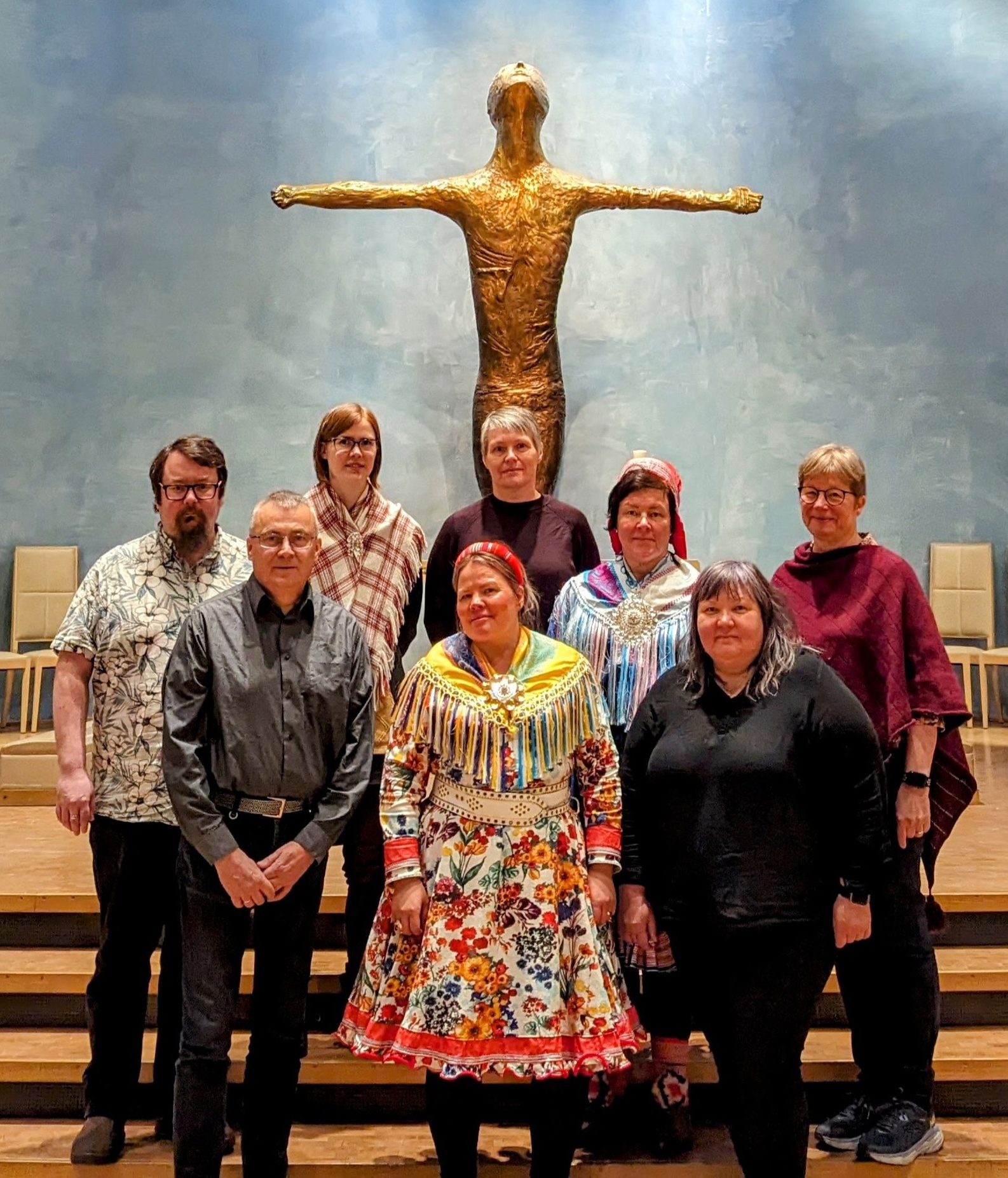 Programkomiteen for Samiske kirkedager 2025 i Nordlyskatedralen Alta kirke. Foto: Nordhålogaland bispedømme