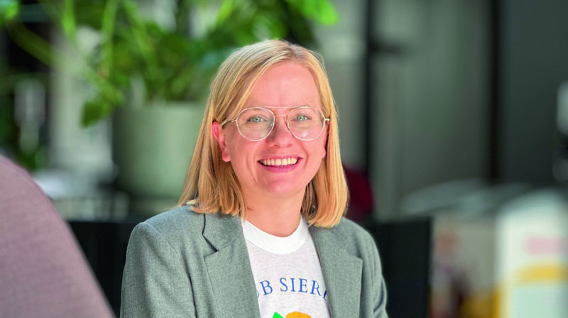 – Som leder vil jeg legge til rette slik at de ansatte kan ha en god balanse i livet, sier Camilla Osnes. Foto: Torill Landaasen